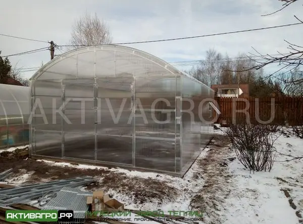 Теплица Ударница Благодатная, ширина 4/5 м, труба 40х20 + 20х20 Теплица Ударница Благодатная, ширина 4/5 м, труба 40х20 + 20х20